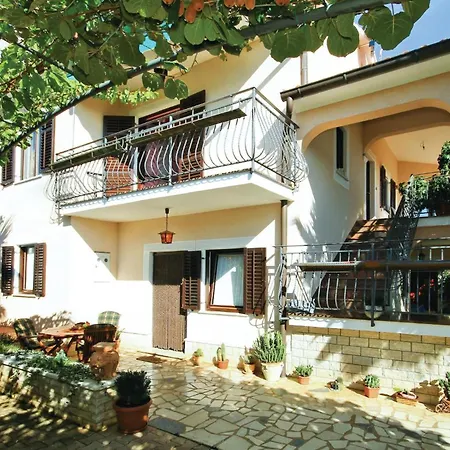 Apartment Ograda VI